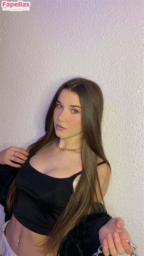 chloe lapiedra